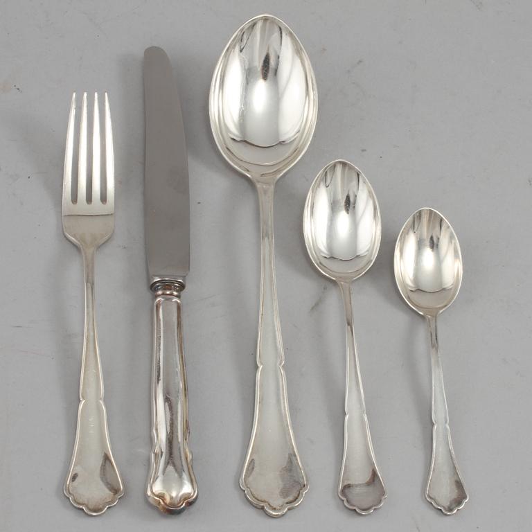 BESTICKSERVIS, silver, 51 delar, snarlika, delvis "Chippendale", Sverige, 1900-talets andra hälft, vikt 1243 g.