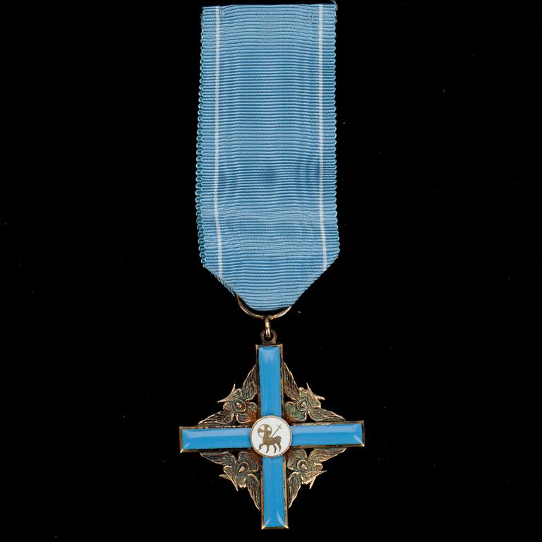 UTMÄRKELSETECKEN, Heliga Lammets orden, förgyllt sterling silver, emaljerad. A. Tillander 1988.