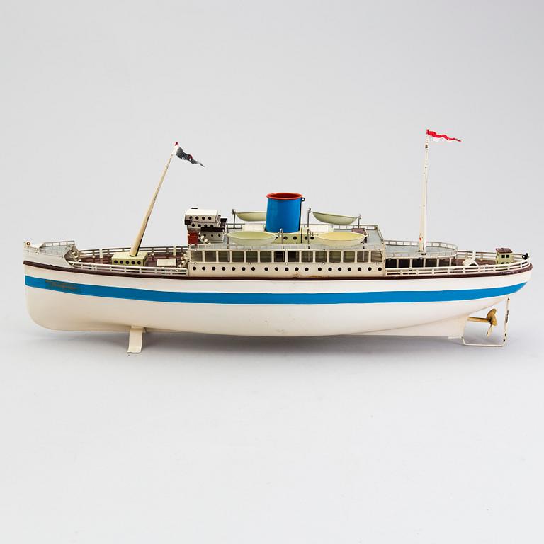 A tinplate Fleischmann steam liner, Germany, 1950s.