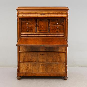 CHIFFONJÉ, 1800-talet andra hälft.