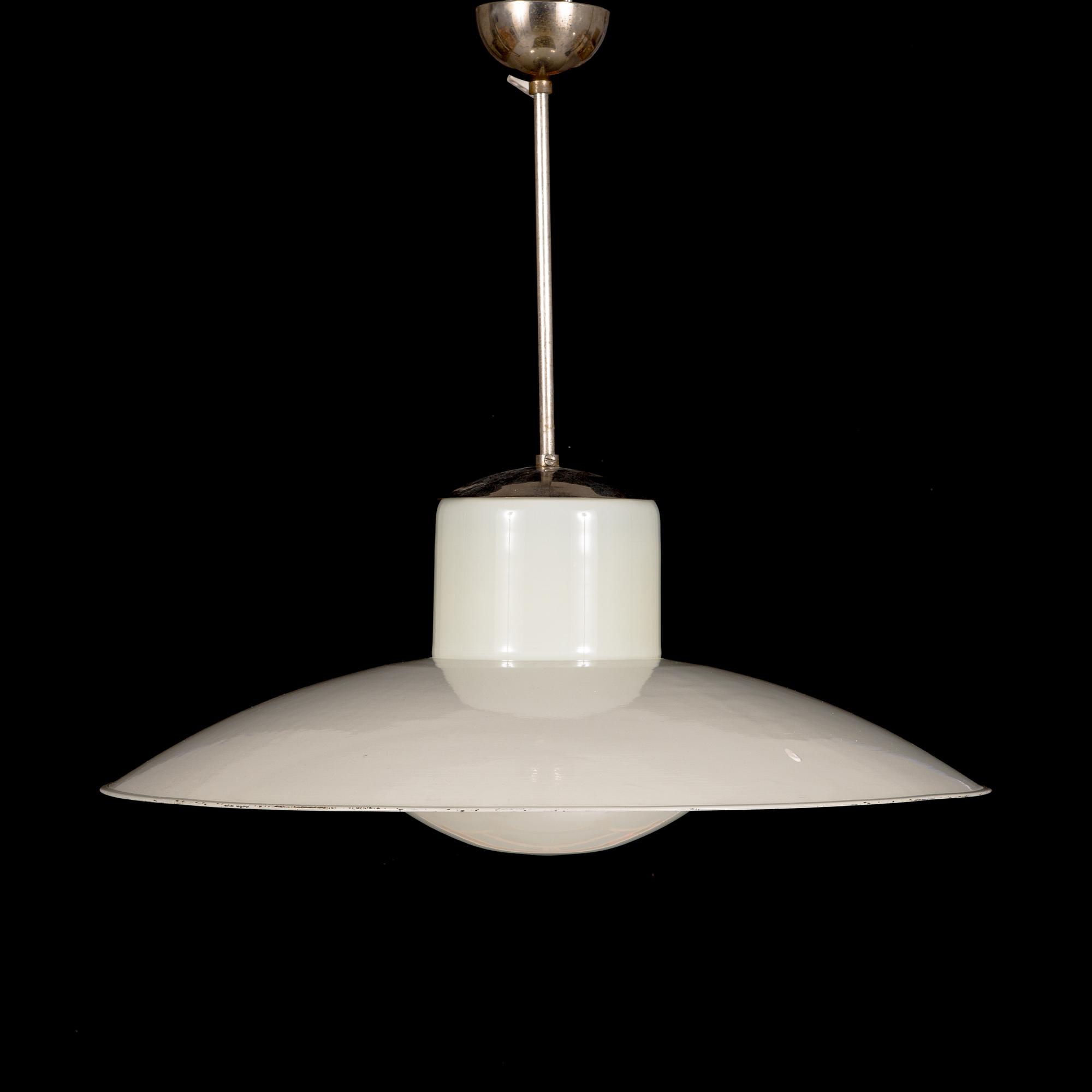 Paavo Tynell, taklampa, modell 1673, Taito 1940.