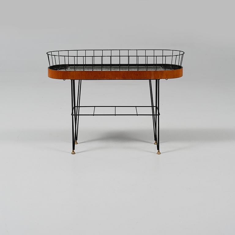 BLOMSTERBORD, stringmodell, 1900-talets mitt/tredje kvartal.