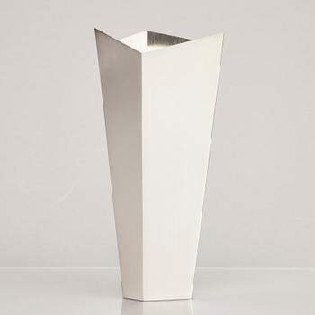 Rolf Lindståhl, vas, sterling silver, Stockholm 2011.