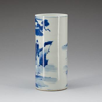 PENSELVAS, porslin, Kina, 1800/1900-tal.