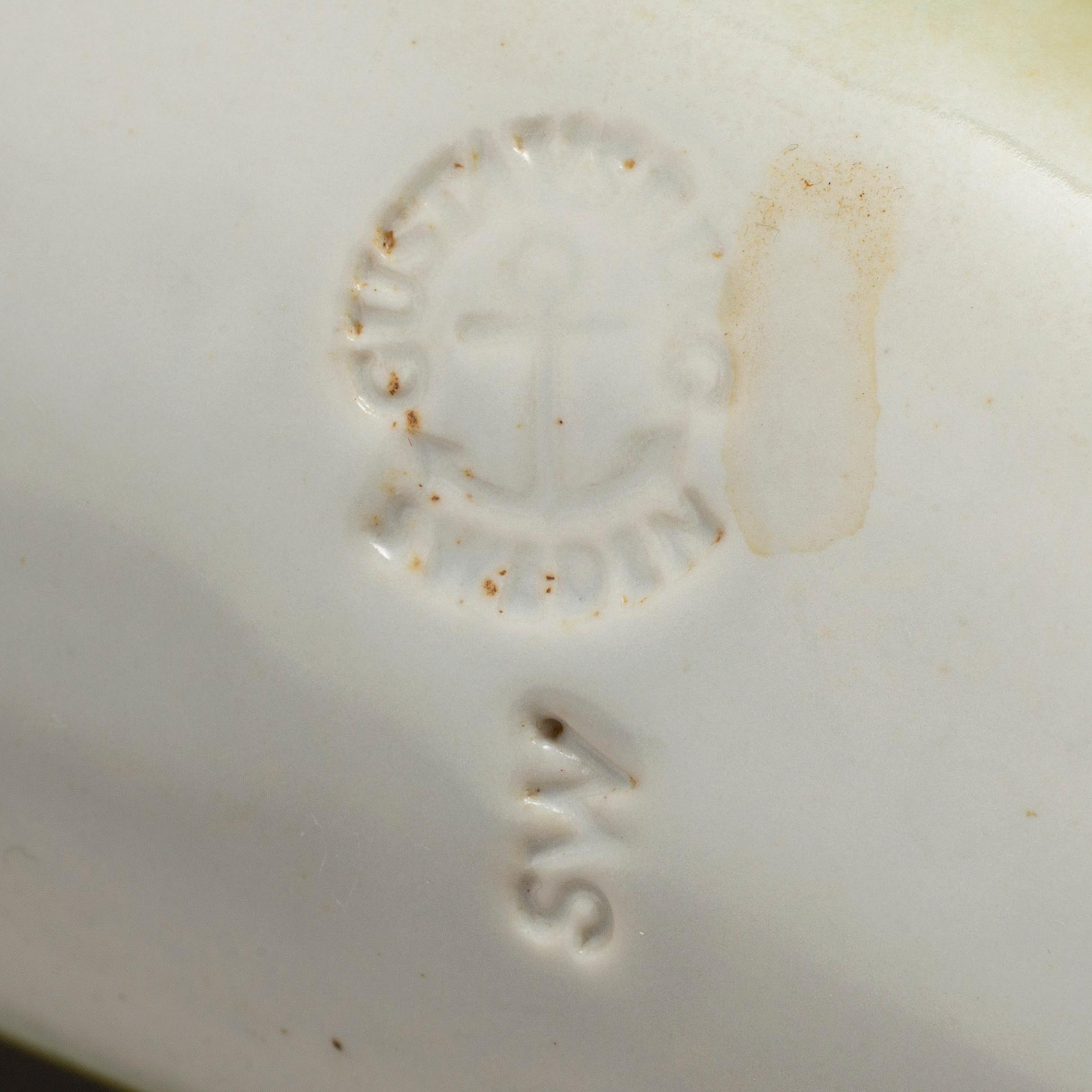 SVEN WEJSFELT, figurin/skulptur, gädda, stengods, Gustavsberg.