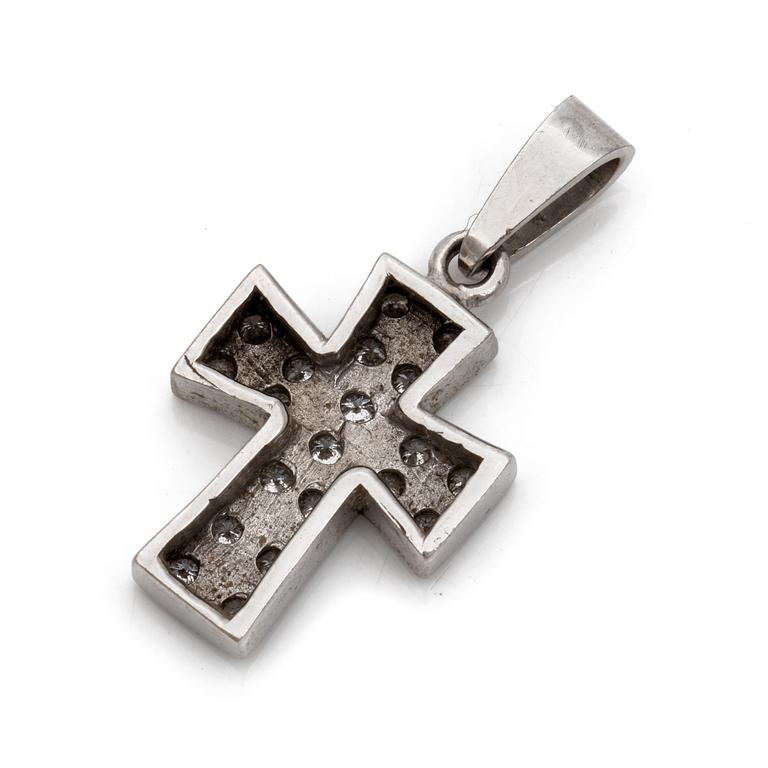 A brilliant cut diamond cross pendant. Total carat weight of diamonds circa 0,40 cts.