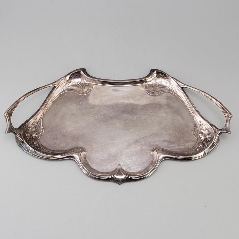 WÜRTTEMBERGISCHE METALLWARENFABRIK, an Art Nouveau silver plated tray, early 20th Century.