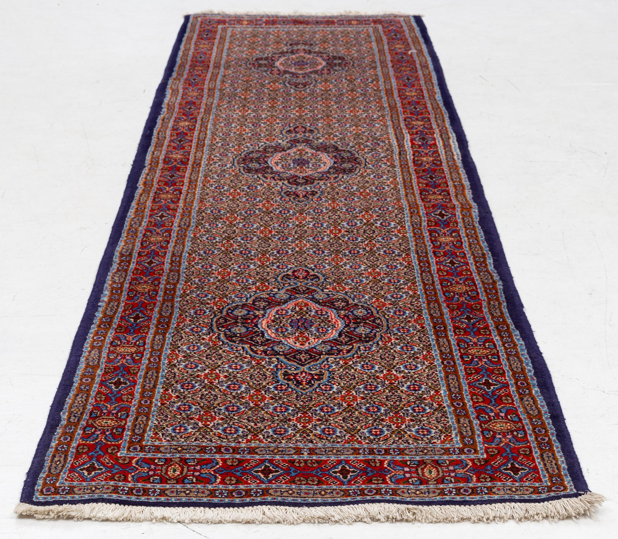 Gallerimatta, Moud, ca 290 x 82 cm.