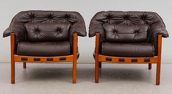 FÅTÖLJER, 1 par, 1900-talets andra hälft.