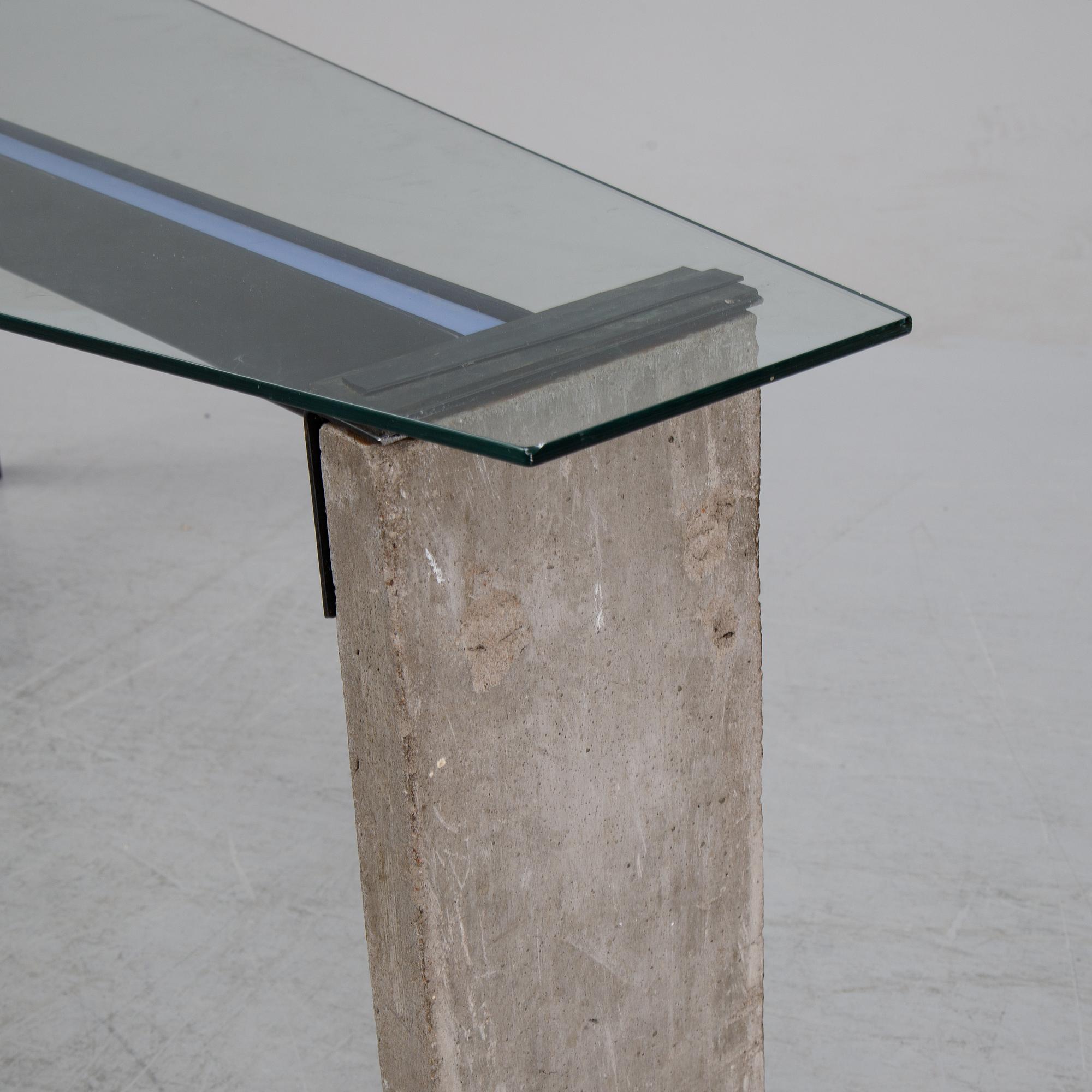 A 'Concrete' table by Jonas Bohlin for Källemo, end of the 20th Century.