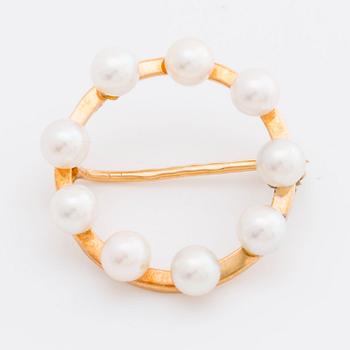 BROOCH 18K gold cultured pearls approx 4,5 mm.