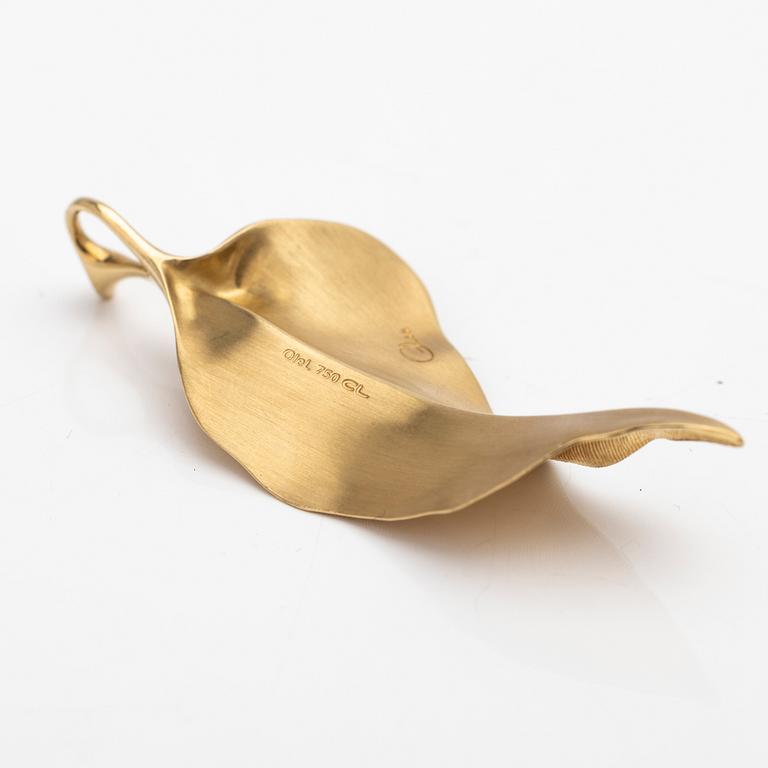 Ole Lynggaard, Pendant, “Blad”, 18k red gold, designed by Charlotte Lynggaard.