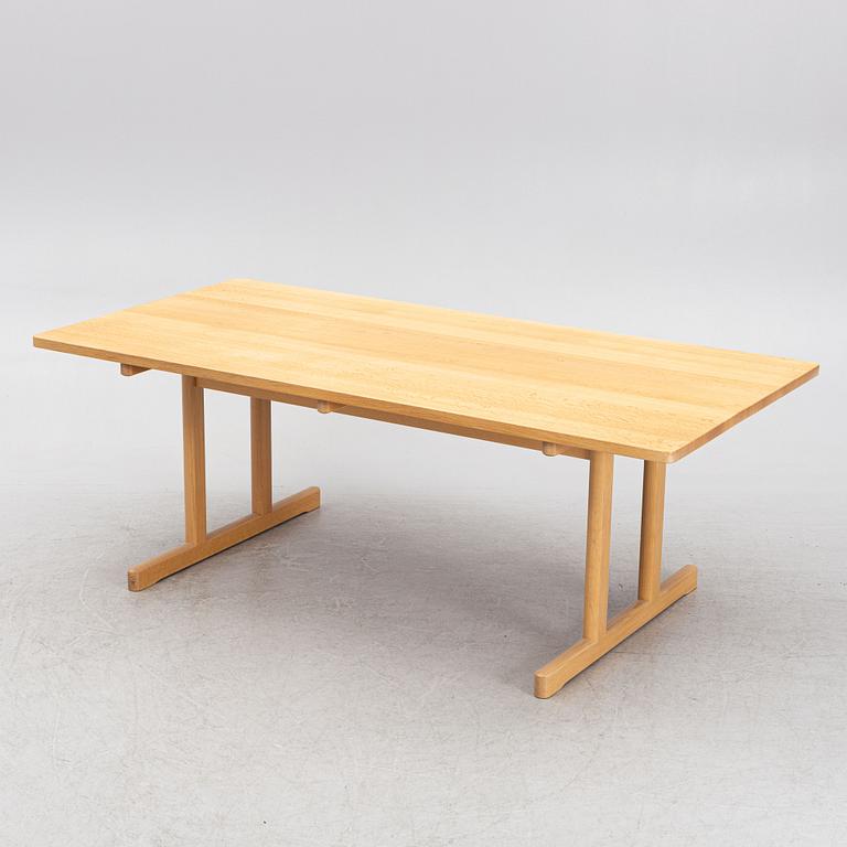 Børge Mogensen, a 'Shaker' model 6286 dining table, Fredericia Stolefabrik, Denmark.