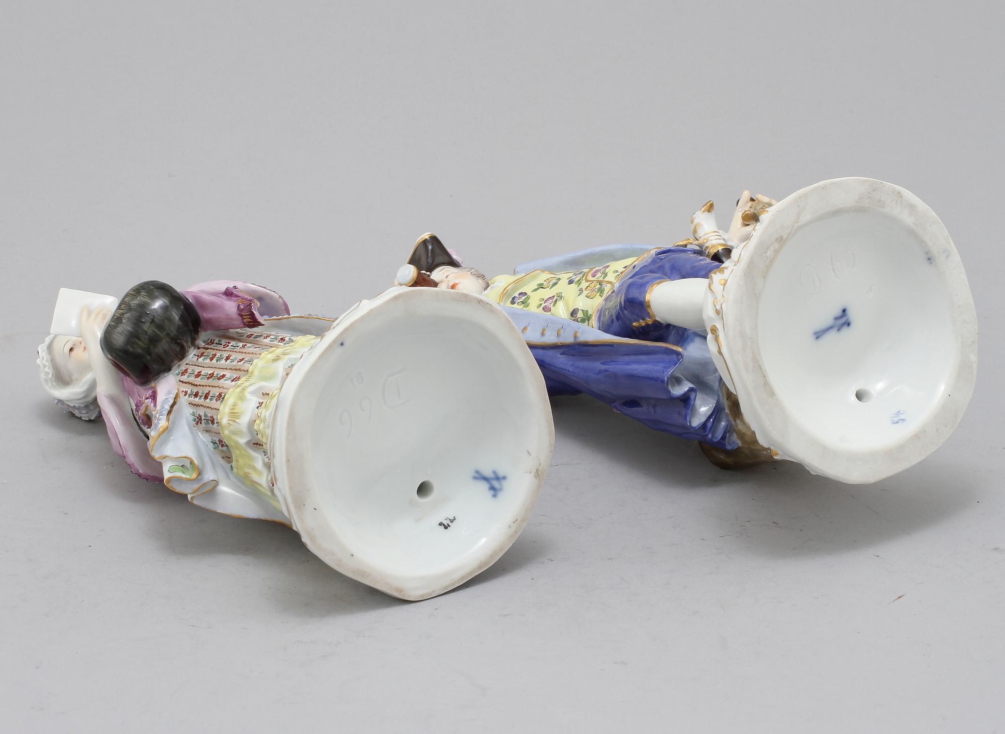 FIGURINER, ett par, porslin, Meissen, 1900-talets första hälft.