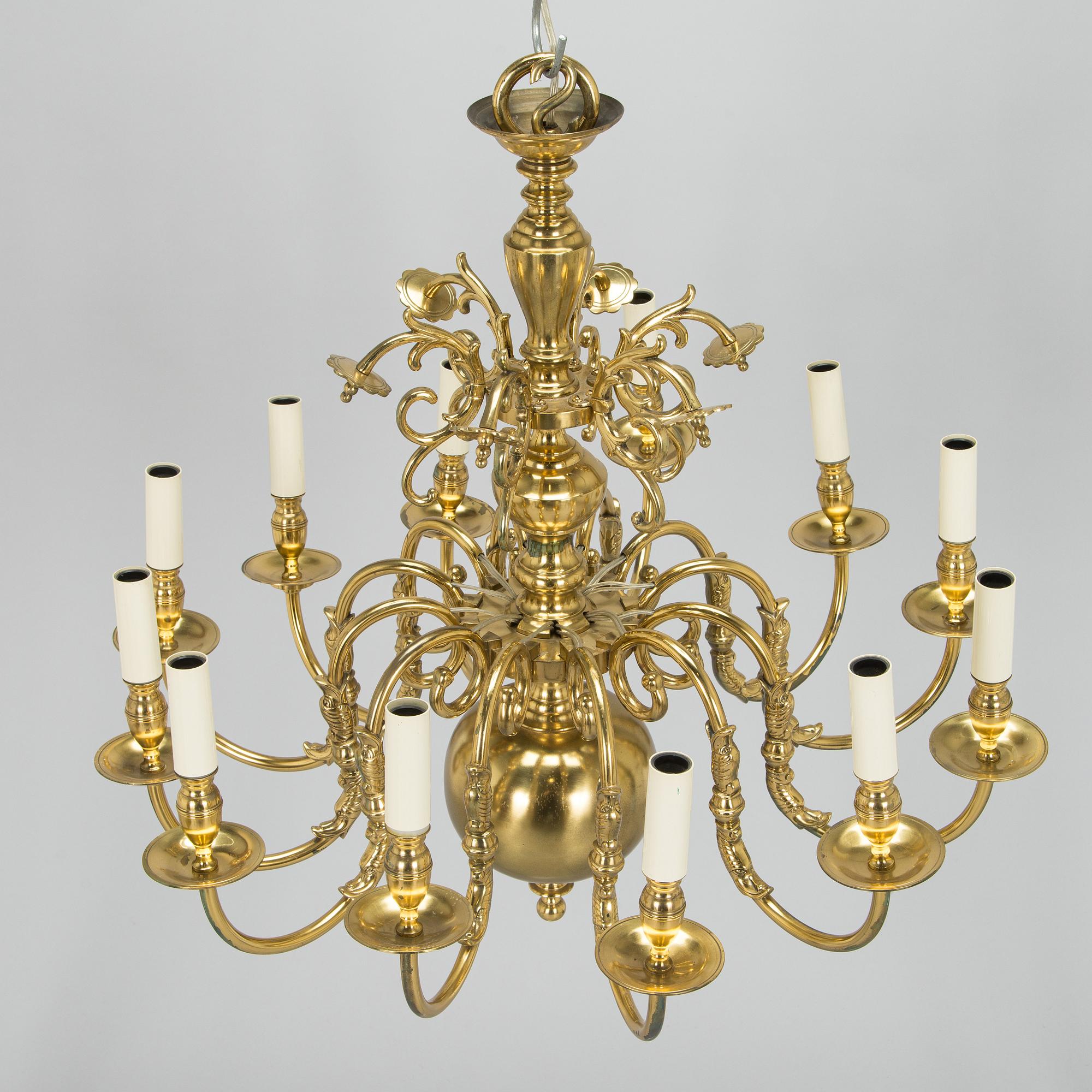 Takkrona, Lysberg, Hansen og Therp 1948. Barockstil.