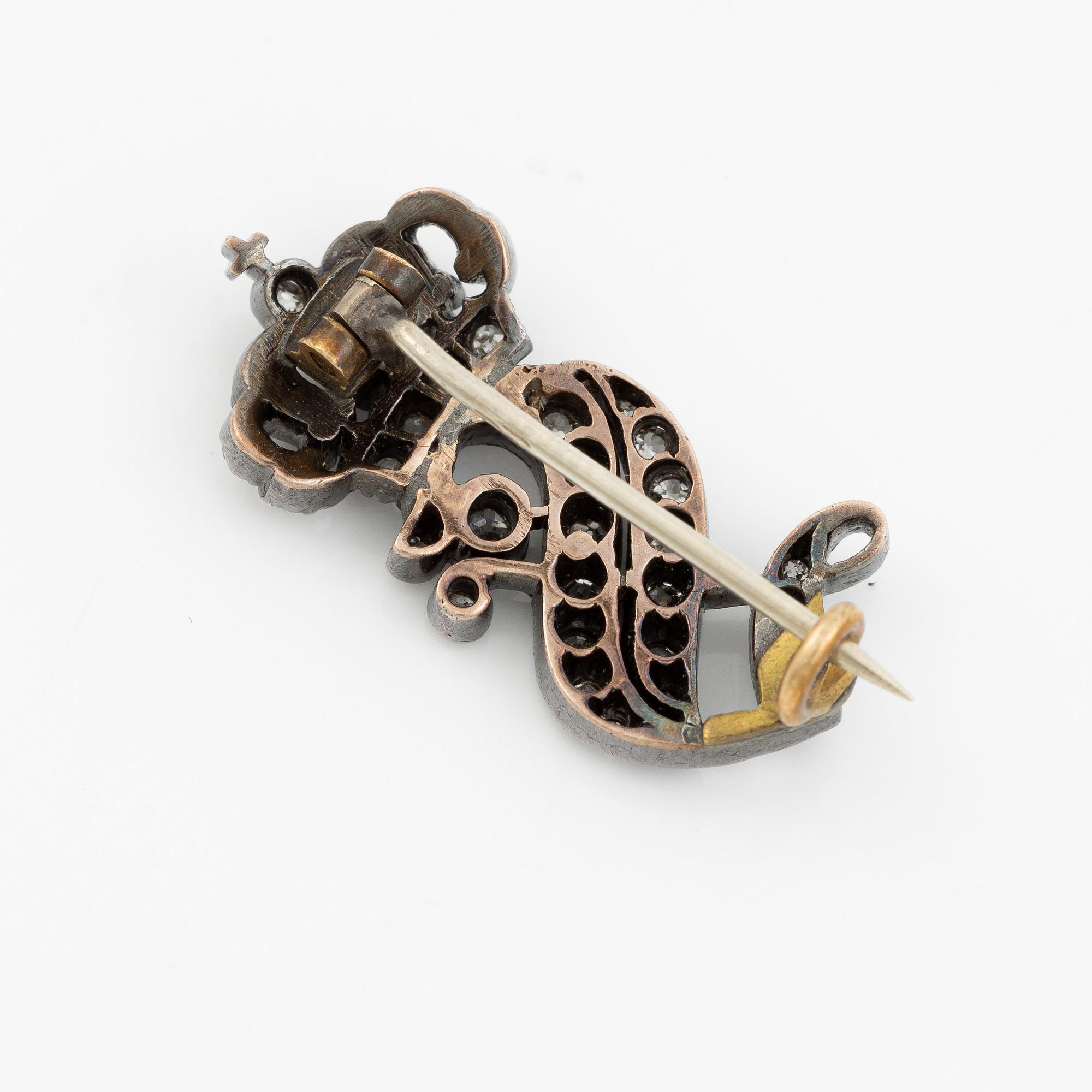 Royal honour gift with Queen Sofia's (1836-1913) diamond monogram.