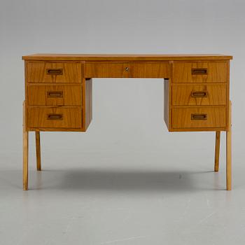 SKRIVBORD, 1900-talets mitt.