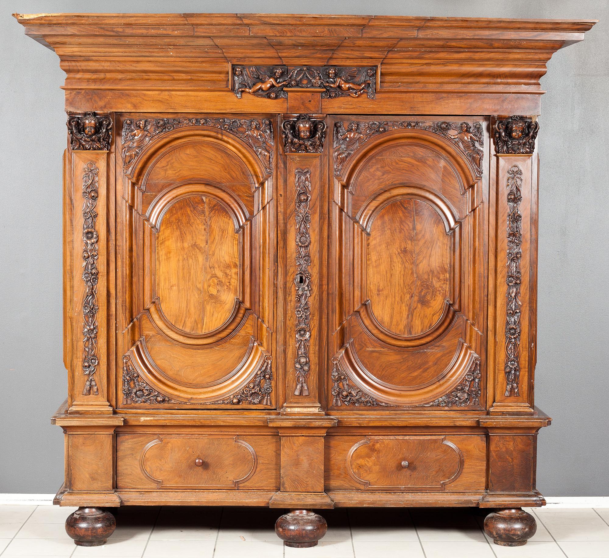 SKÅP, barock, 1700-tal.