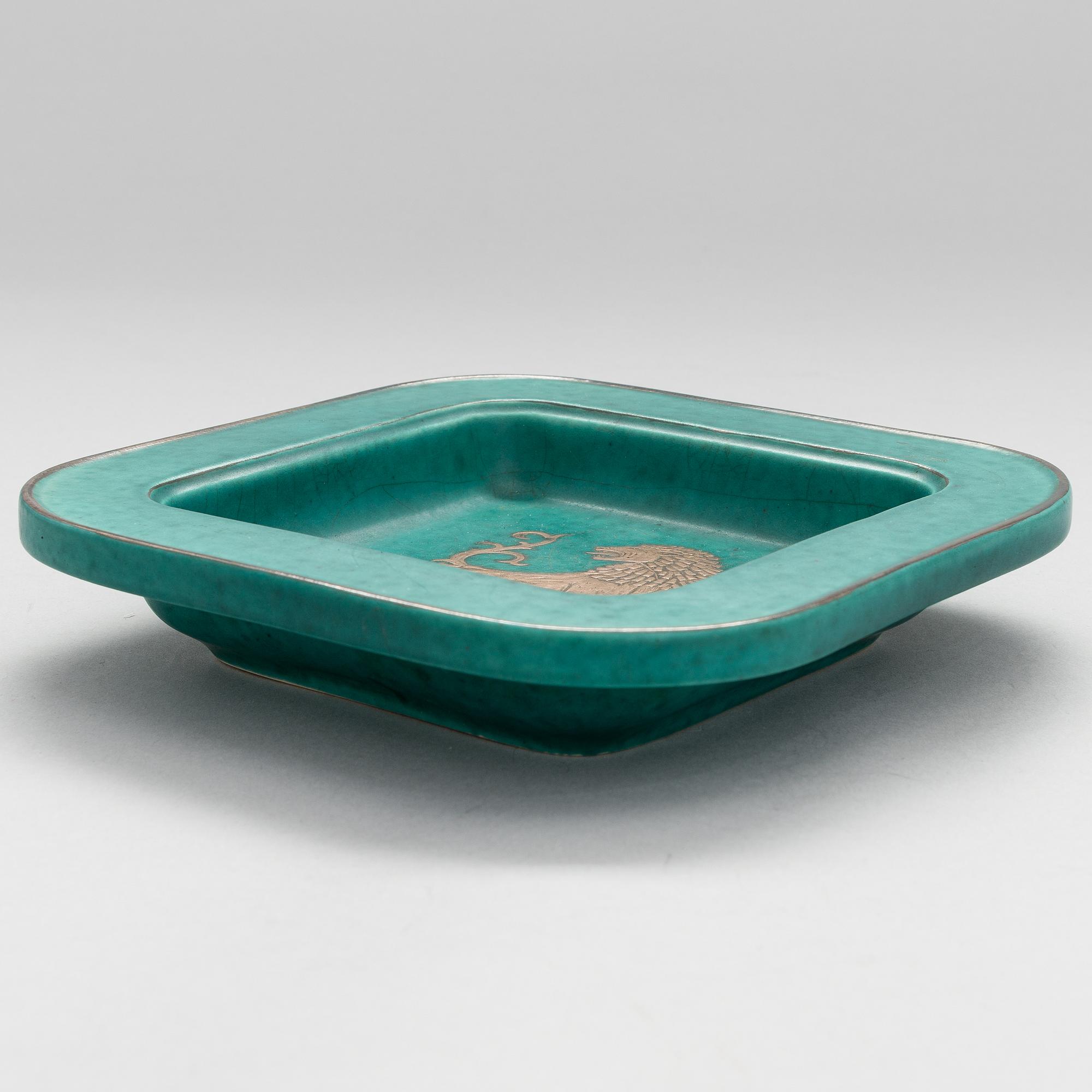 WILHELM KÅGE, A stoneware plate "Argenta", Gustavsberg.