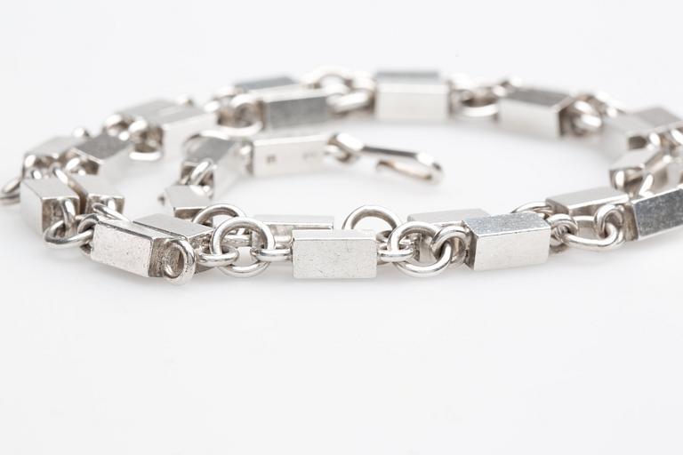 COLLIER, Wiwen Nilsson, Lund, 1969. Sterlingsilver.