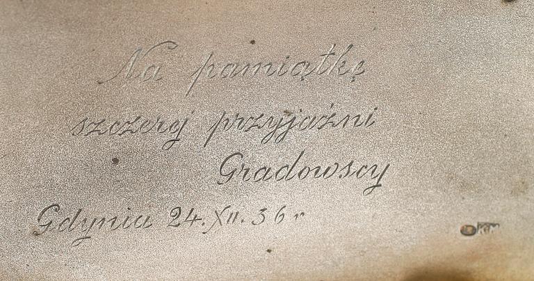 CIGARETTETUI, silver, Polen, 1930-tal. Vikt ca 127 gram.