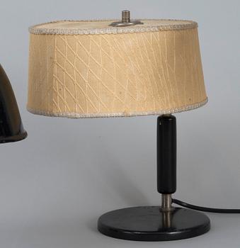 PÖYTÄVALAISIMIA, 3 kpl, valmistaja ja merkitty Taito, 1930-luku.