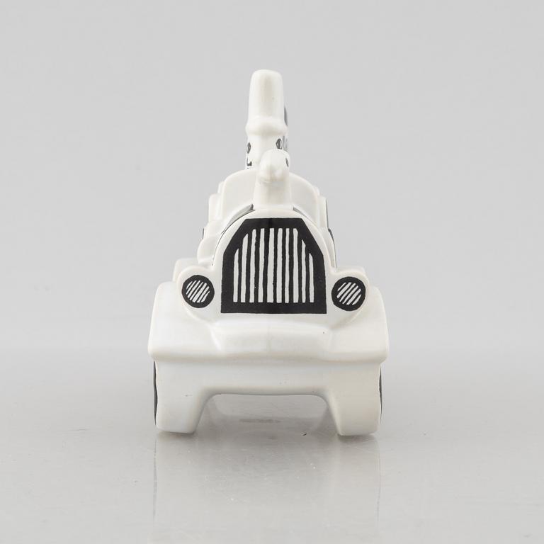 Lisa Larson, figurin, "Bil", ur serien "Traffic", Gustavsberg 1971-1973.