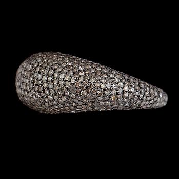 RING, silver, diamanter tot 3.53 ct. Vikt ca 14 g.
