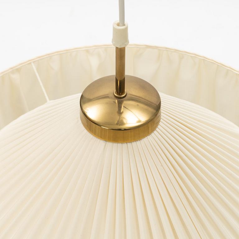 Josef Frank, taklampa, modell 2560, Firma Svenskt Tenn.