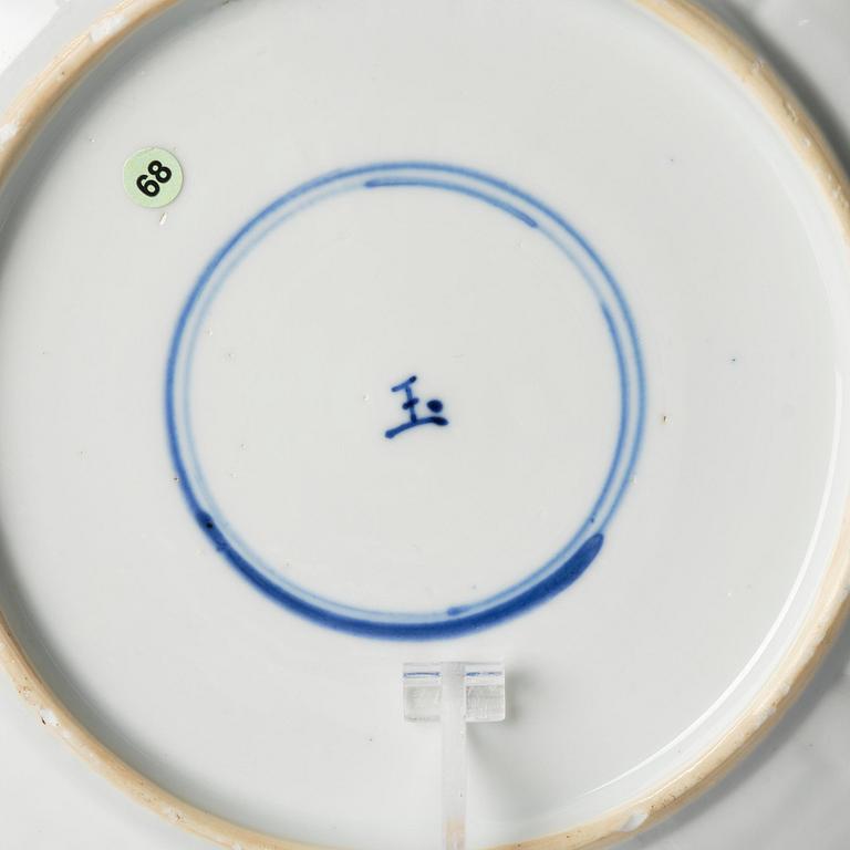 Two famille verte dishes, Qing dynasty, Kangxi (1662-1722).