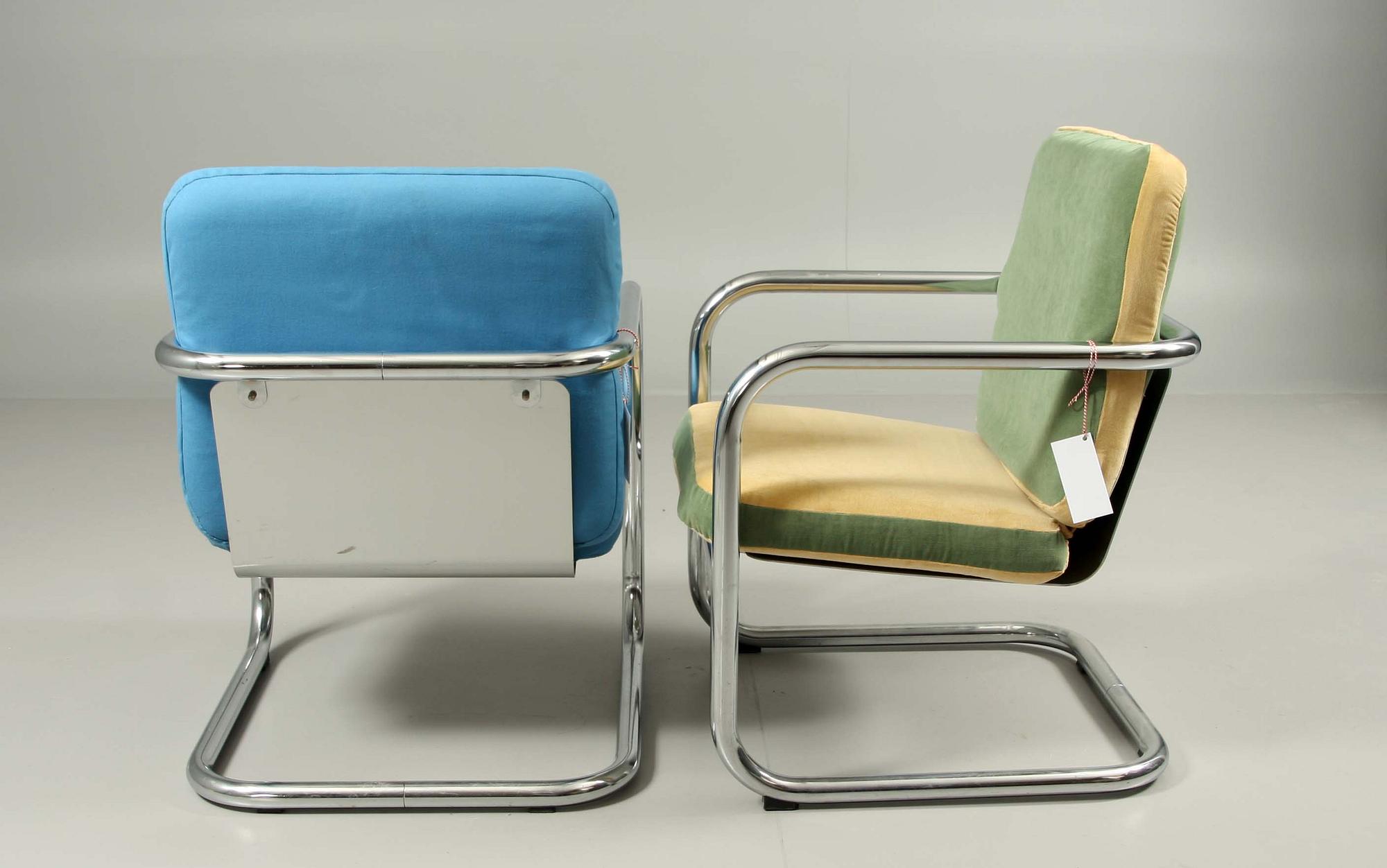 KARMSTOLAR, ett par, "S-modellen", Lindau-Lindekrantz, Lammhults, 1900-talets andra hälft.