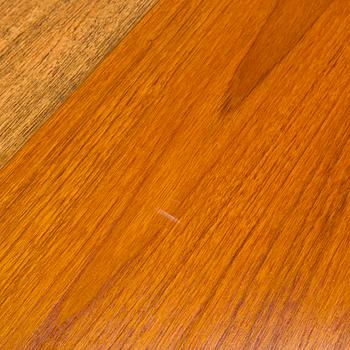 Alvar Aalto, matbord, modell 92 för O.Y. Huonekalu-ja Rakennustyötehdas A.B. 1900-talets mitt.