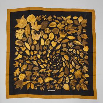 A Hermès cashmere and silk scarf "Tourbillon".
