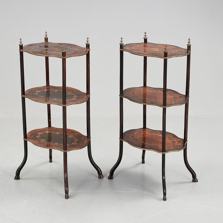 ETAGERÈR, ett par, 1800-tal.