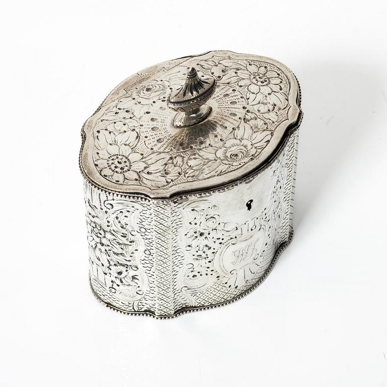 An English silver tea caddy, marks of Aaron Lestourgeon,  London, England 1779.