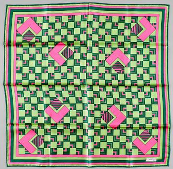 SCARVES, 4 st, siden, bl a Chanel och Yves Saint Laurent.