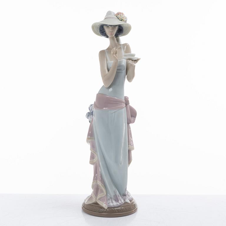 Juan Huerta, a 'Tea Time' figurine, Lladrò, Spain, 1988-98.