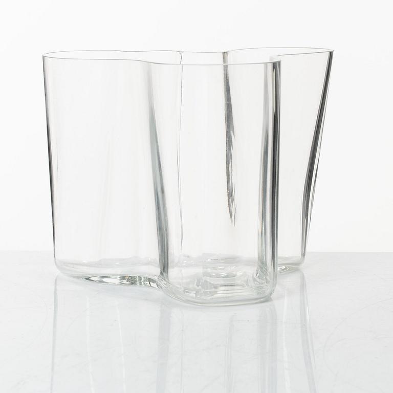 Alvar Aalto, vas, glas, "Savoy", modell 3030, Iittala, Finland.