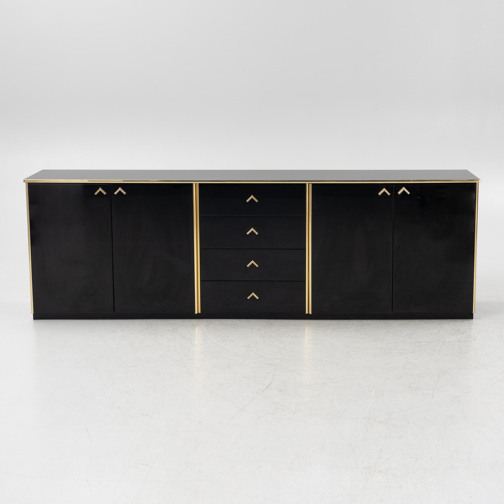 Sideboard, Italy, probably. Later part of the 20th Century.