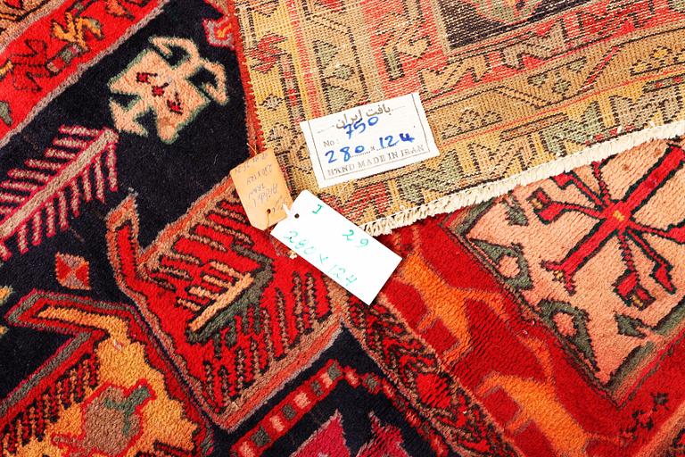 An Ardabil carpet, c. 280 x 124 cm.