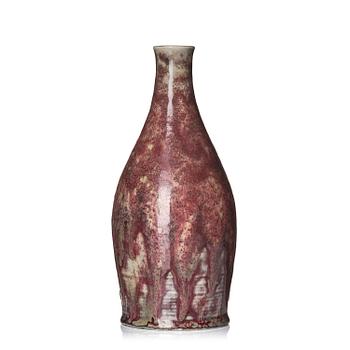 192. Aune Siimes, a porcelain vase, Arabia, Finland 1940s.