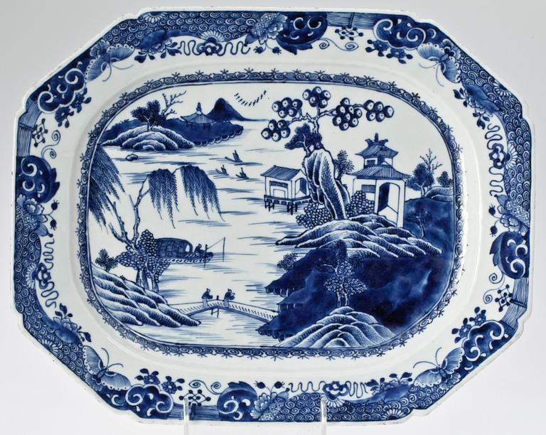 STEKFAT, porslin Kina Qinglong 1700-tal.