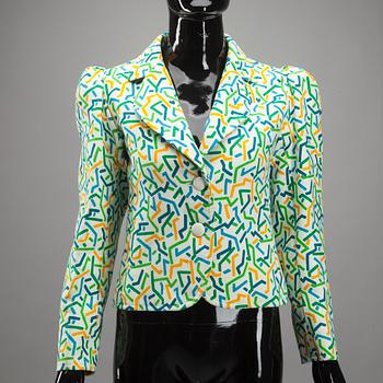 KAVAJ, Yves Saint Laurent.