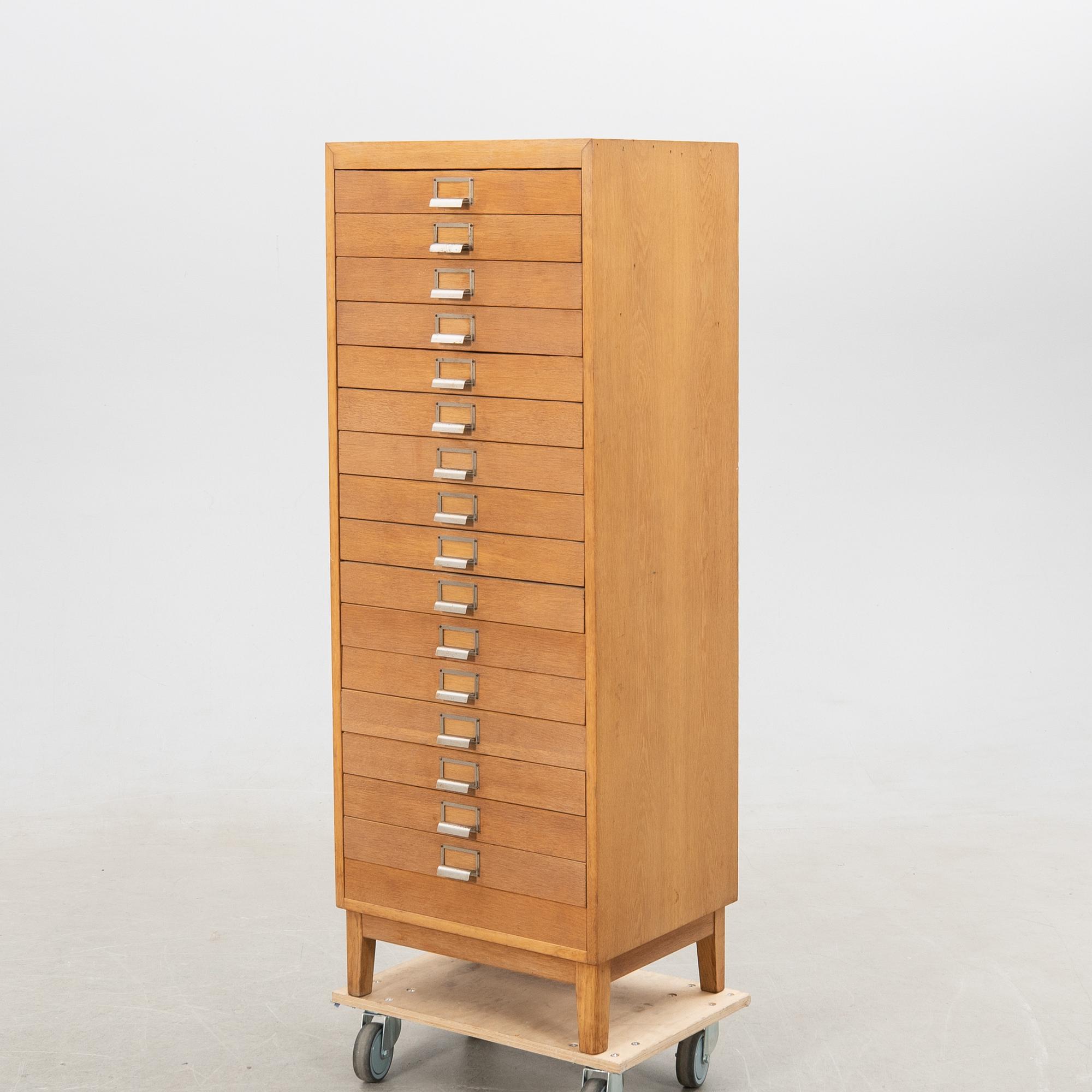 Archive cabinet 1950s/60s.
