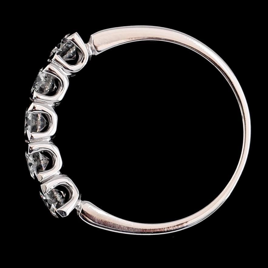 RING, 18k vitguld, 5 briljantslipade diamanter tot ca 0.94 ct.