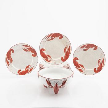 Alf Wallander, a 13 pcs flintware crayfish dinner service.