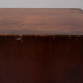 BYRÅ, Campaign chest, England 1900-talets mitt.