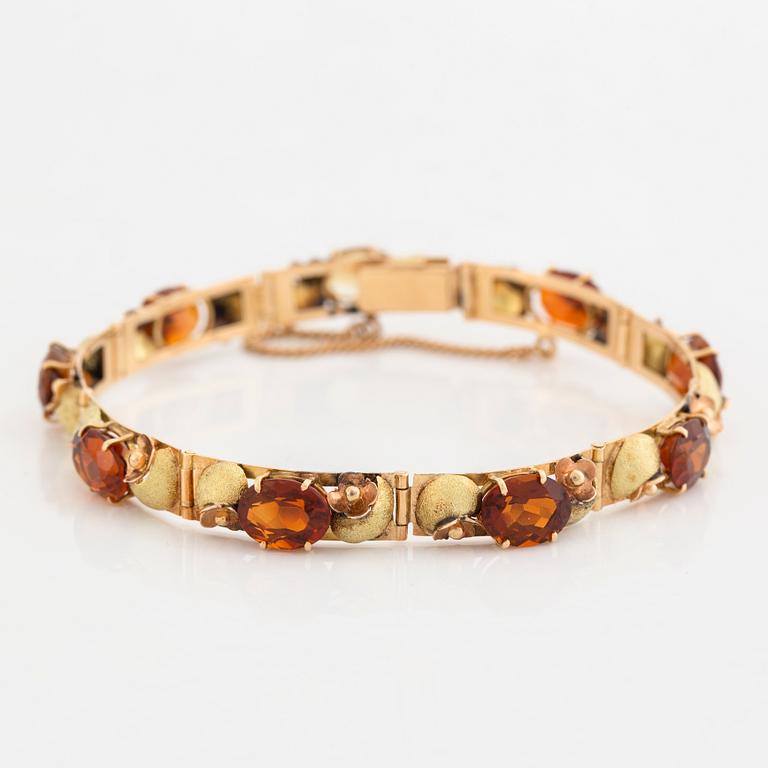 18K gold and citrine bracelet.