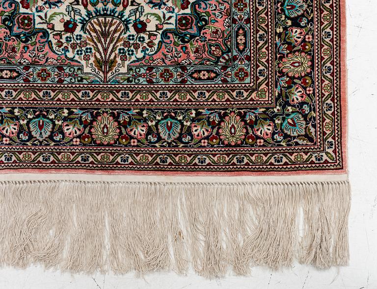 Rug, Hereke design, silk, 122 x 79 cm.