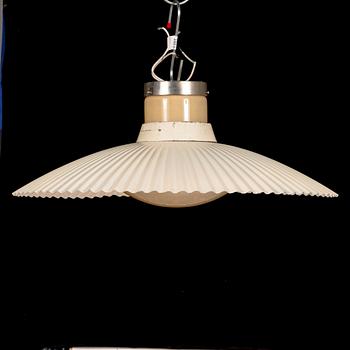 Paavo Tynell, a 1940 '2090' pendant light for Taito.